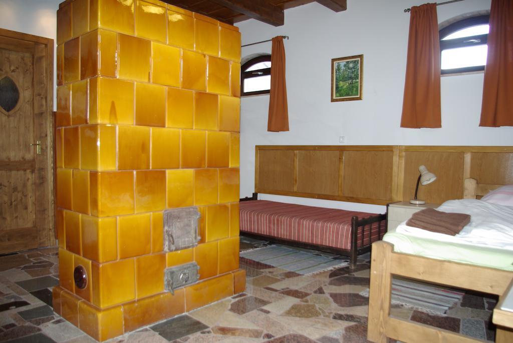 Dabasi Lovas Vendeghaz Hotel Ruang foto